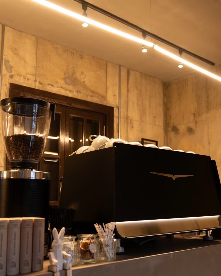 The coffee bar at MAZE CAFE CASTLE