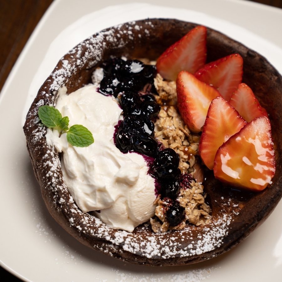 Strawberry Greek yogurt Dutch baby pancake